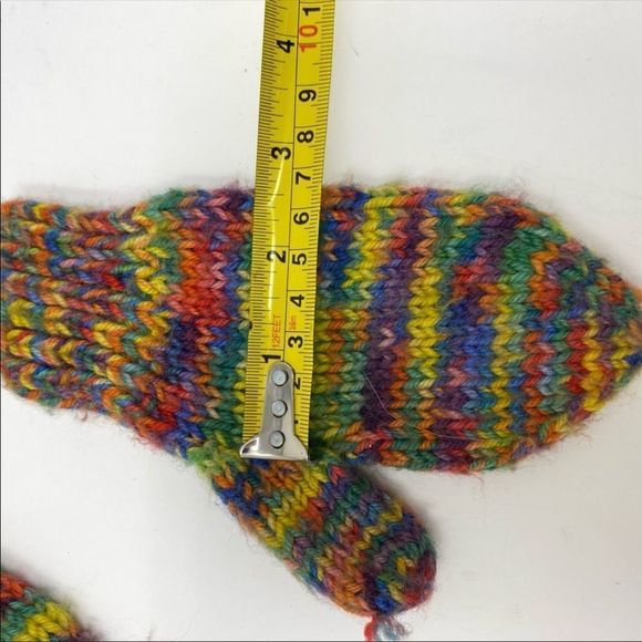 🆕 Handmade Kids Rainbow Mittens - Picture 3 of 4